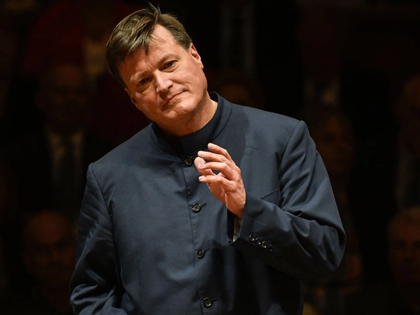 Christian Thielemann dirigiert die musikalische Zeitreise in die wilden Zwanziger zum Jahresausklang in der Dresdner Semperoper, Foto: Matthias Creutziger / ZDF