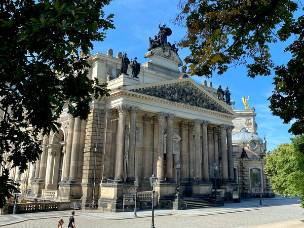Kunsthalle im Lipsiusbau, Foto: unsplash.com / Leo Korman