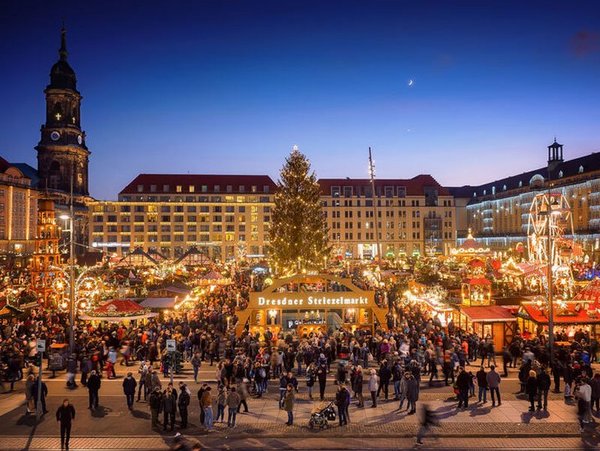 Dresdner Striezelmarkt, Foto: ddpix.de (DML-BY)