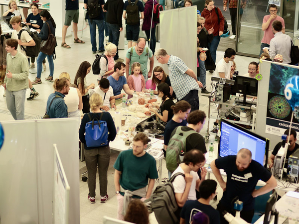 Lange Nacht der Wissenschaften, Foto: Matthias-Popp Lange Nacht der Wissenschaften, Foto: Matthias-Popp