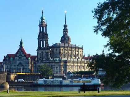 Kathedrale St. Trinitatis (Katholische Hofkirche)